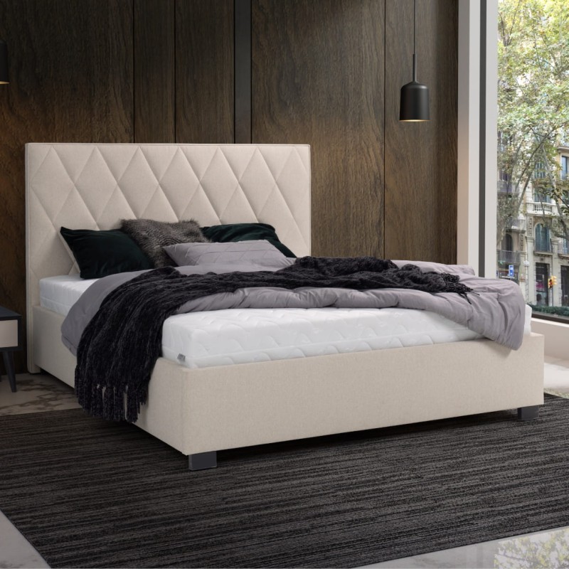 Aranżacja łóżka tapicerowanego DORIS, na wezgłowiu wzór w romby