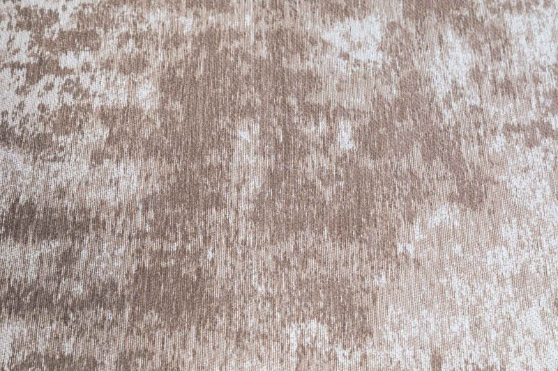 Lyontaupe_zblizenie_1800x1200.jpg