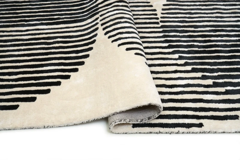 eclipse_ivory_handmade_carpet_2_1799x1200.webp
