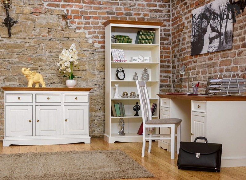 Regal-sosnowy-Belluno-Elegante-bialy-dab-w-gabinecie.jpg