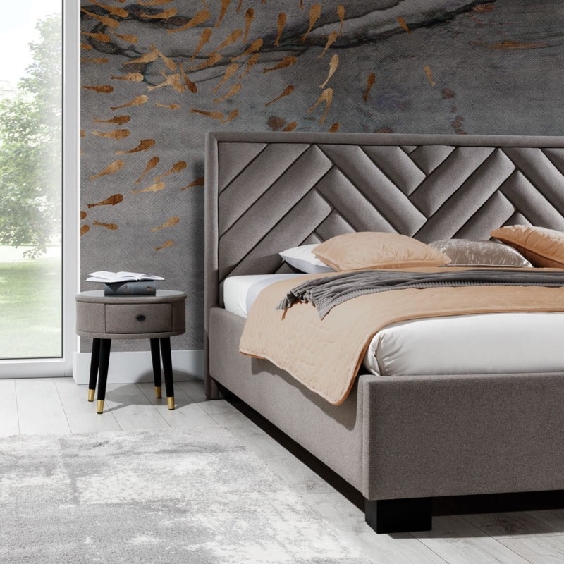 Łóżko Tapicerowane Premium 77 -  Wspaniałe ręcznie robione wezgłowie w kształcie jodełki, każdy element wezgłowia jest oddzielnie obijany materiałem i pojedyńczo montowany do wezgłowia, dlatego też sprawia on wrażenie trójwymiarowego.