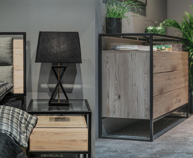 Zdjęcie stolika nocnego i komody z kolekcji New Elegance GLASS LOFT
