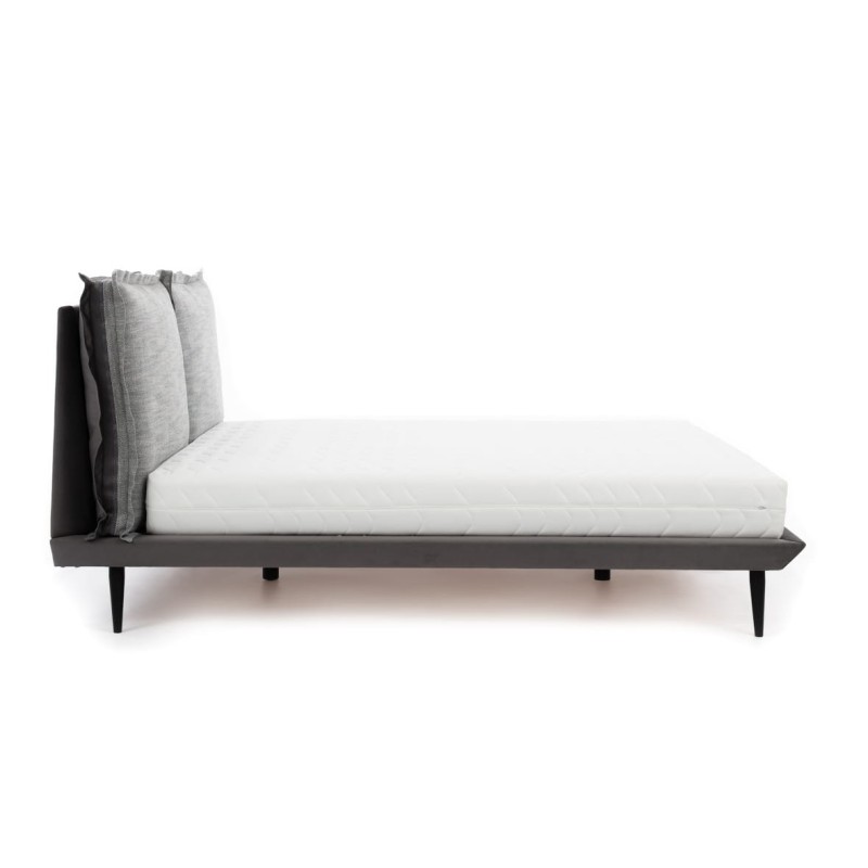 Łóżko tapicerowane New Elegance FORLI od boku